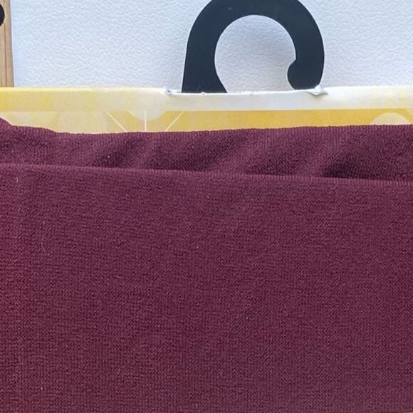 NWT Star Power by SPANX Shaping Tights Solid Burgundy/Maroon. Size A. Slimming - Picture 3 of 4